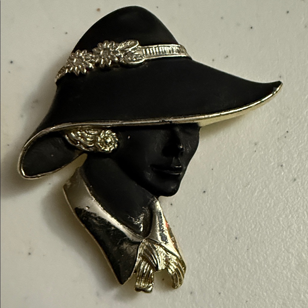 Vintage Brooch Torino Enamel Black Matte Lady Hat